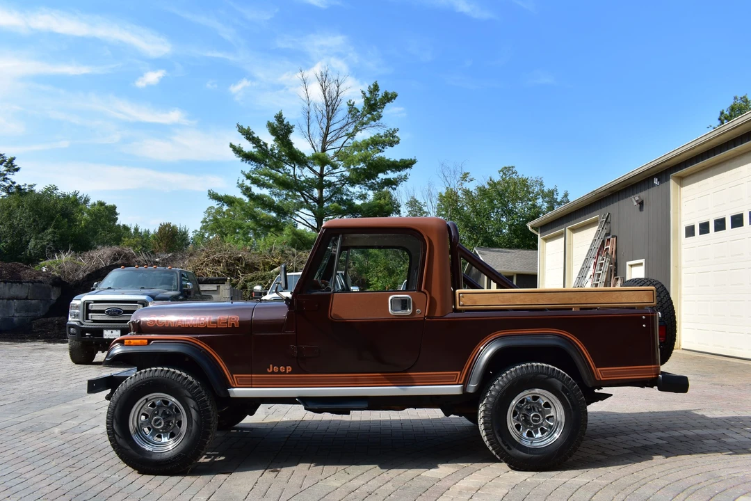1983 Jeep CJ8 Scrambler - Image 3 of 31