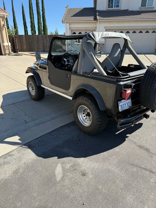 1983 Jeep CJ7 - Image 6 of 23