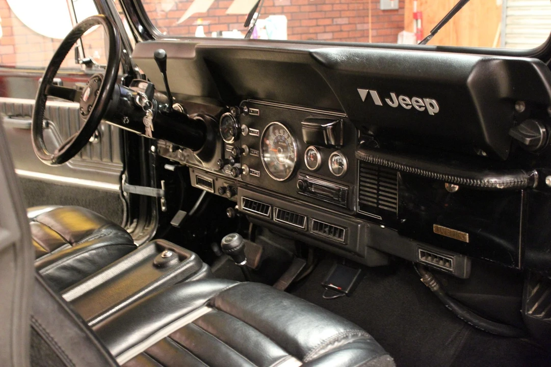 1983 Jeep CJ7 - Image 10 of 18