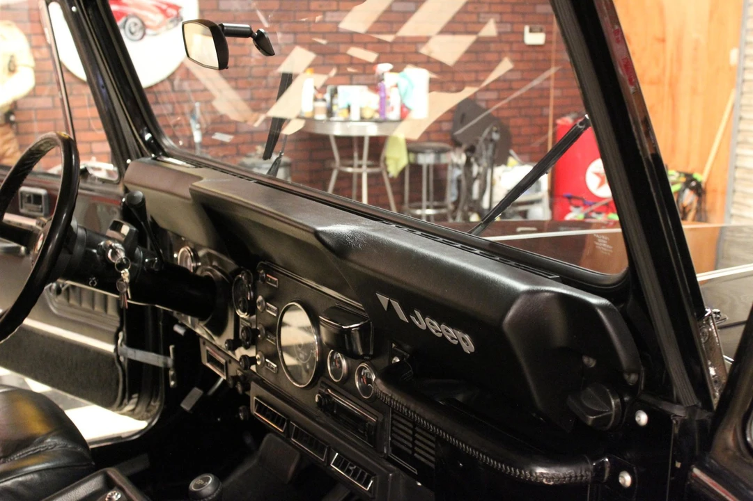 1983 Jeep CJ7 - Image 9 of 18