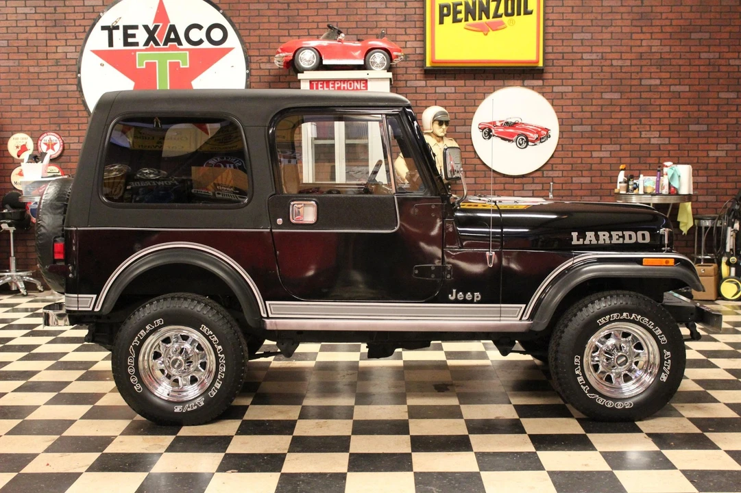 1983 Jeep CJ7 - Image 7 of 18