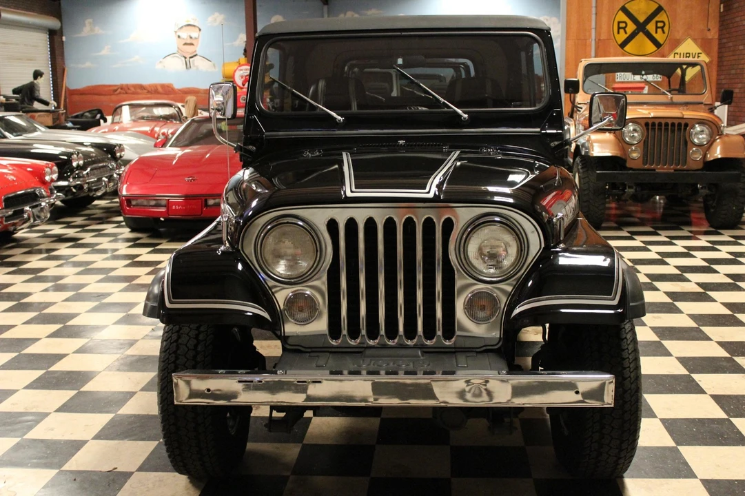 1983 Jeep CJ7 - Image 2 of 18
