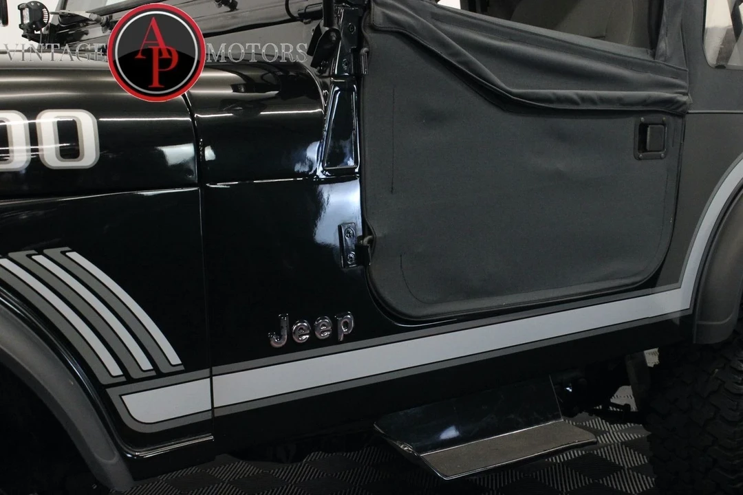 1983 Jeep CJ - Image 9 of 12