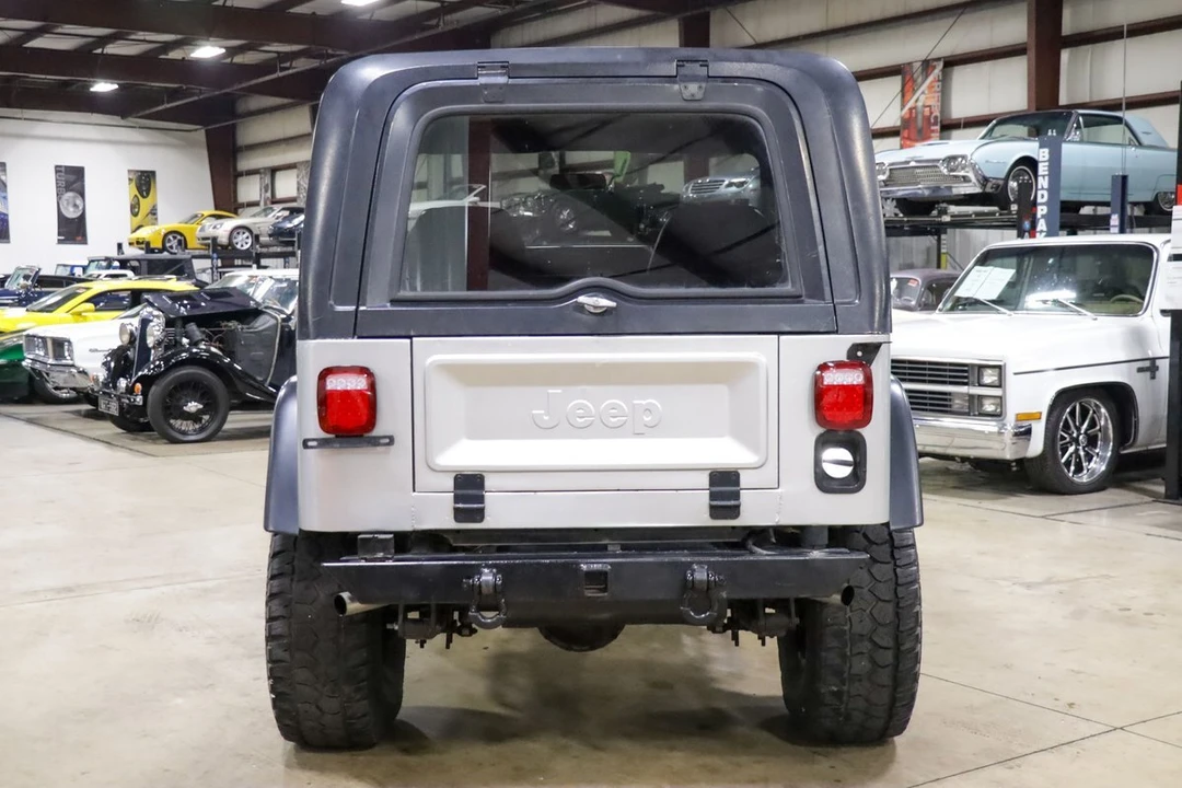 1983 Jeep CJ7 - Image 7 of 12