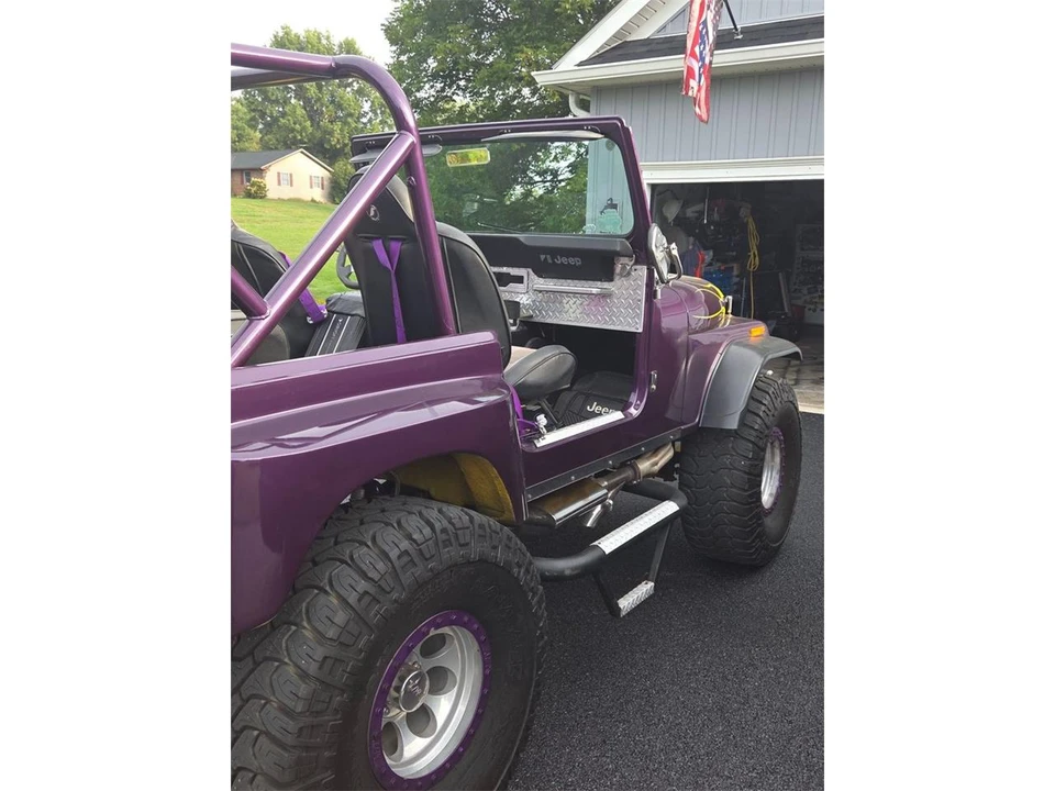 1983 Jeep CJ7 - Image 5 of 19