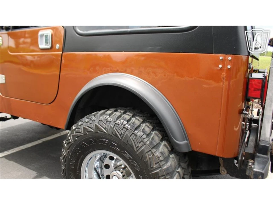 1983 Jeep CJ7 - Image 10 of 31