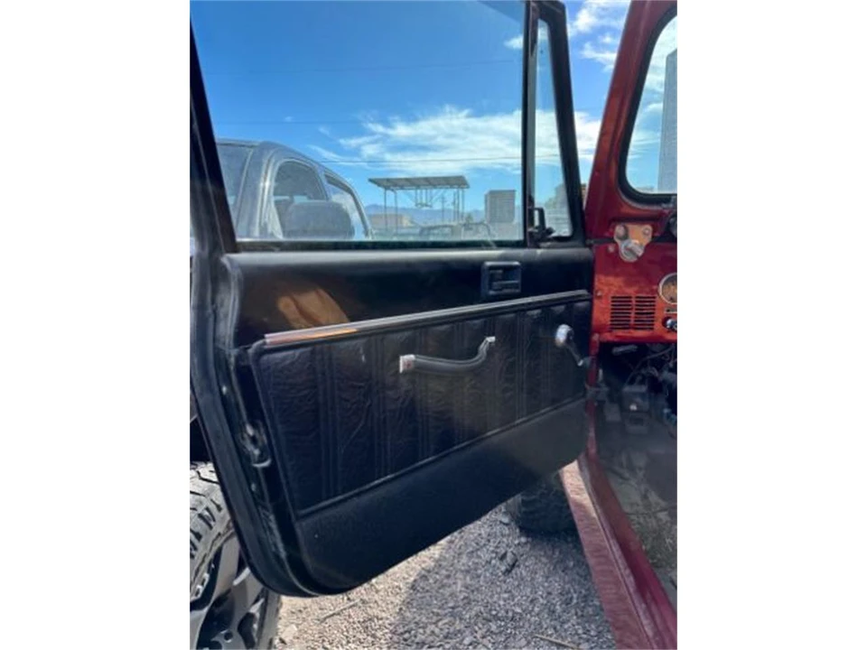 1983 Jeep CJ8 Scrambler - Image 10 of 16
