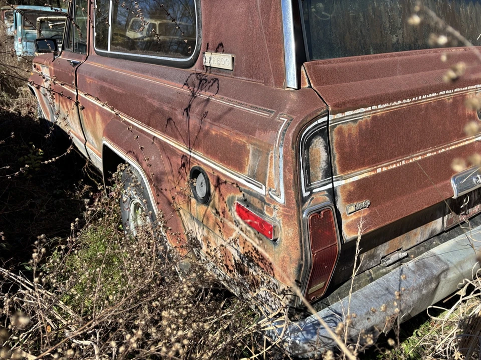 1983 Jeep SJ Cherokee - Image 2 of 15