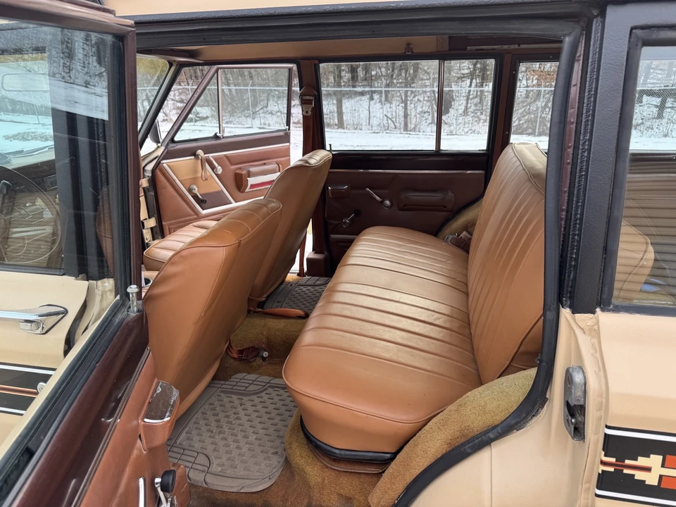 1983 Jeep SJ Cherokee - Image 15 of 21