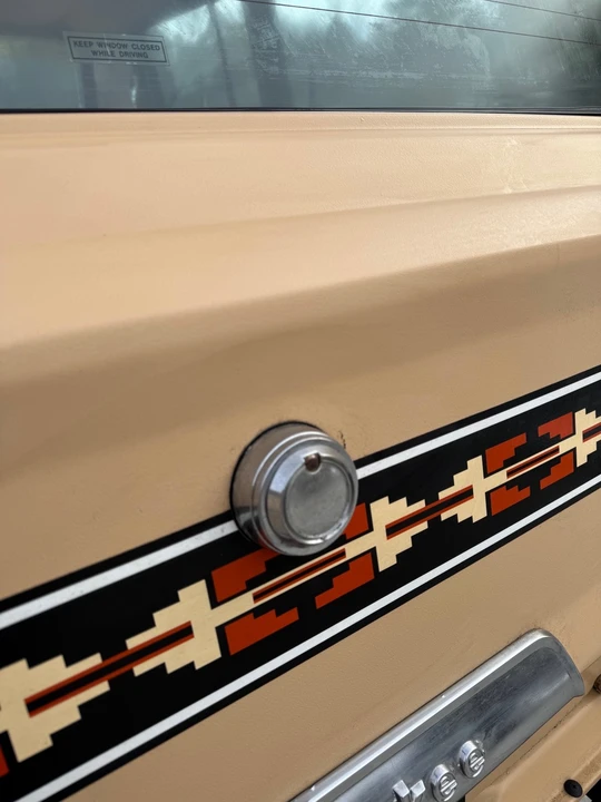 1983 Jeep SJ Cherokee - Image 8 of 21