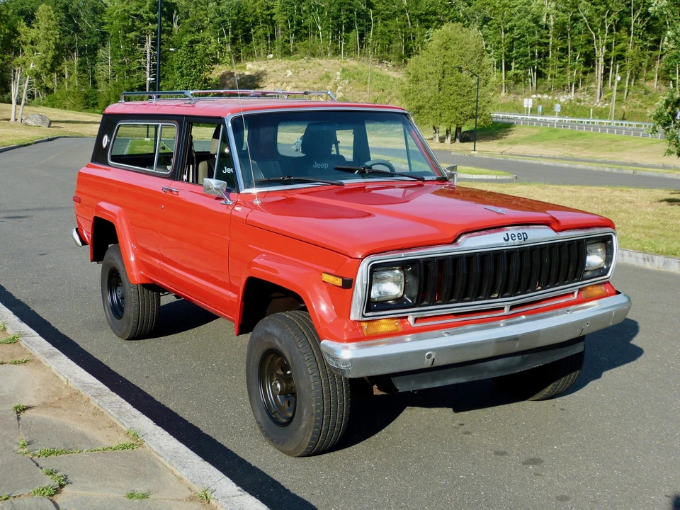 1983 Jeep SJ Cherokee - Image 19 of 31