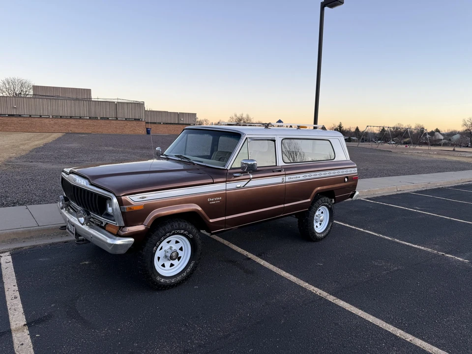 1983 Jeep SJ Cherokee - Image 4 of 31