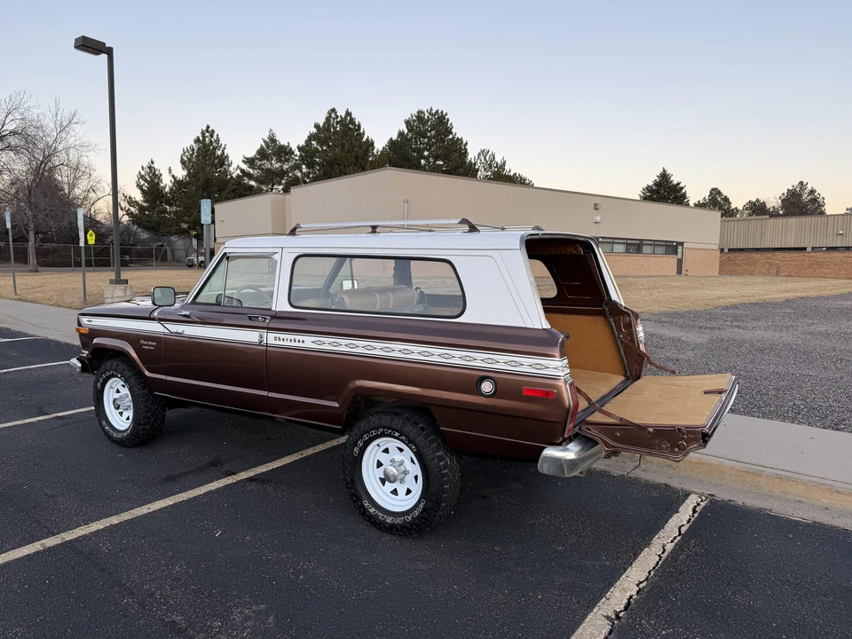 1983 Jeep SJ Cherokee - Image 29 of 31
