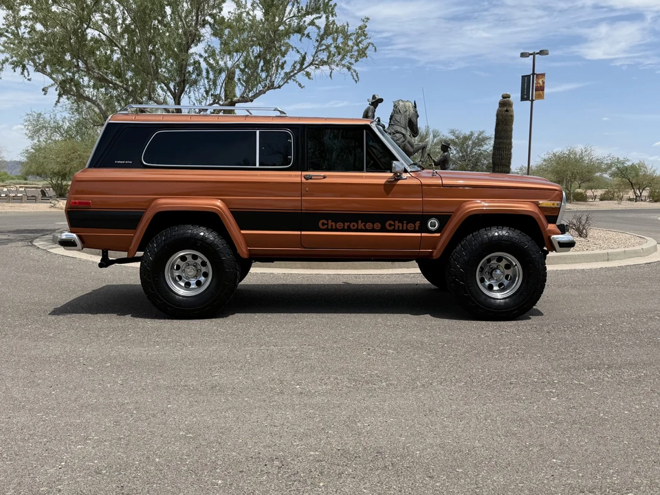 1983 Jeep SJ Cherokee - Image 12 of 31