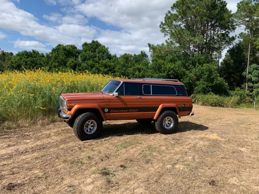 1983 Jeep SJ Cherokee - Image 3 of 10