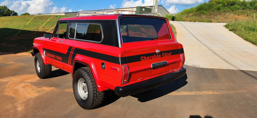 1983 Jeep SJ Cherokee - Image 10 of 20
