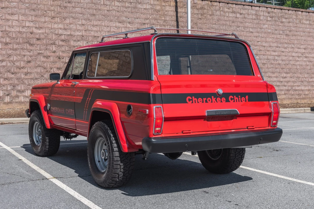 1983 Jeep SJ Cherokee - Image 10 of 31