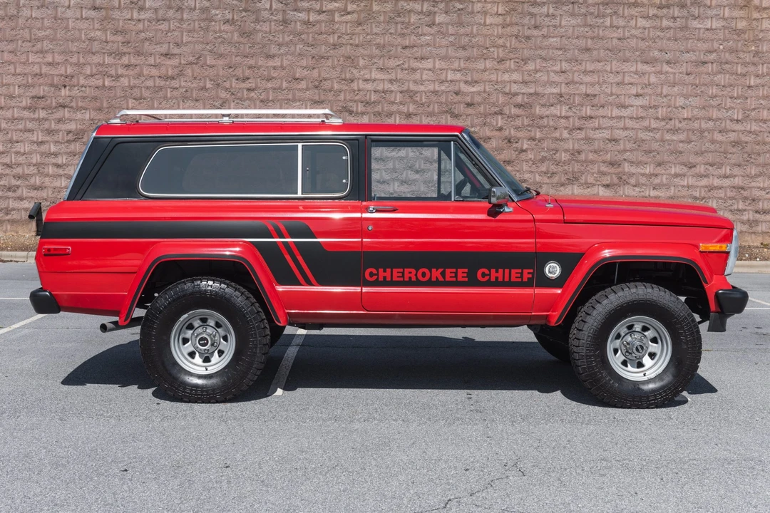 1983 Jeep SJ Cherokee - Image 6 of 31
