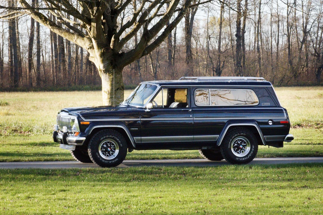 1983 Jeep SJ Cherokee - Image 8 of 31