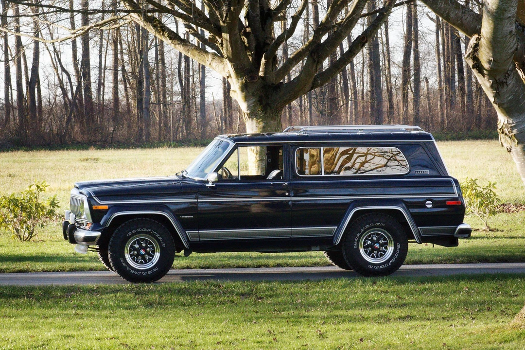 1983 Jeep SJ Cherokee - Image 9 of 31