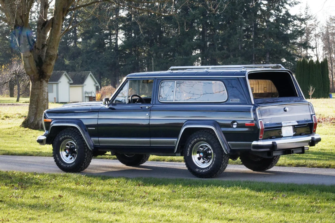1983 Jeep SJ Cherokee - Image 10 of 31