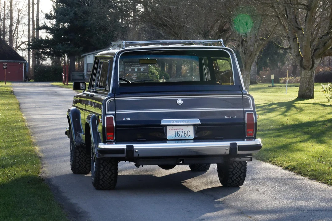 1983 Jeep SJ Cherokee - Image 14 of 31