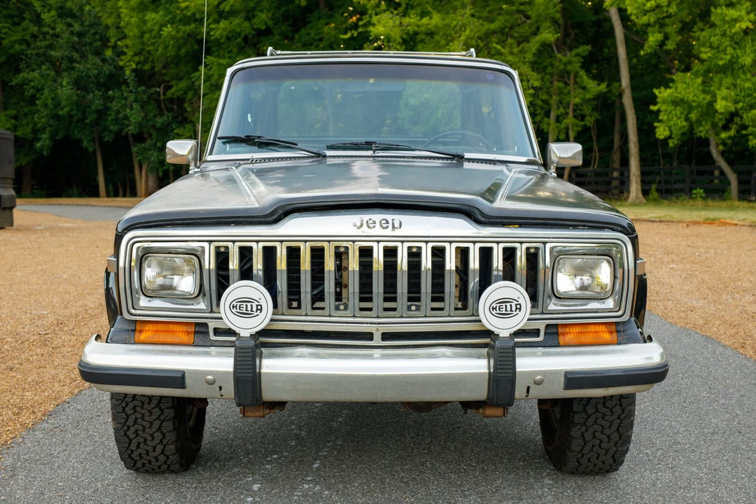 1983 Jeep SJ Cherokee - Image 16 of 31