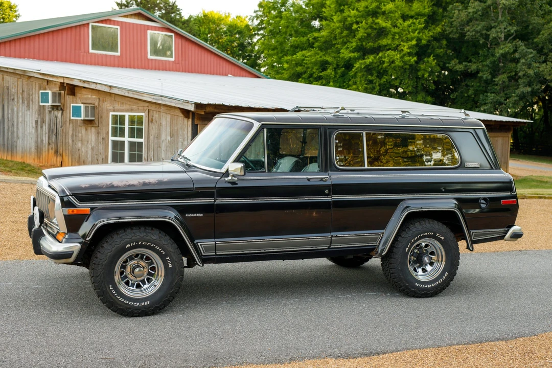 1983 Jeep SJ Cherokee - Image 18 of 31