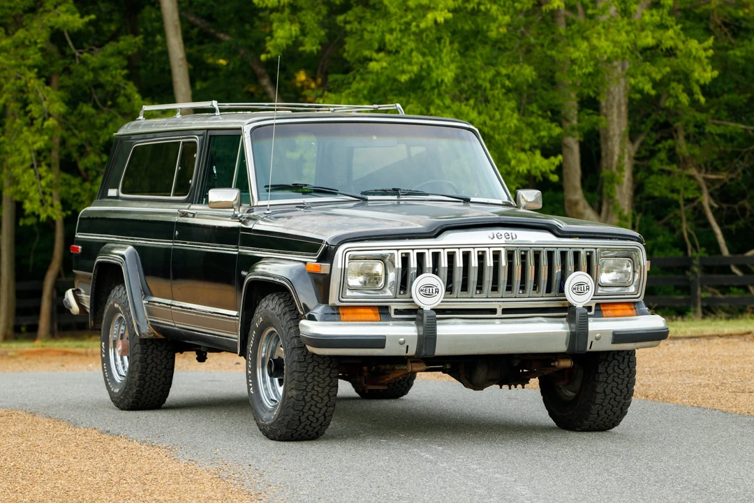 1983 Jeep SJ Cherokee - Image 15 of 31