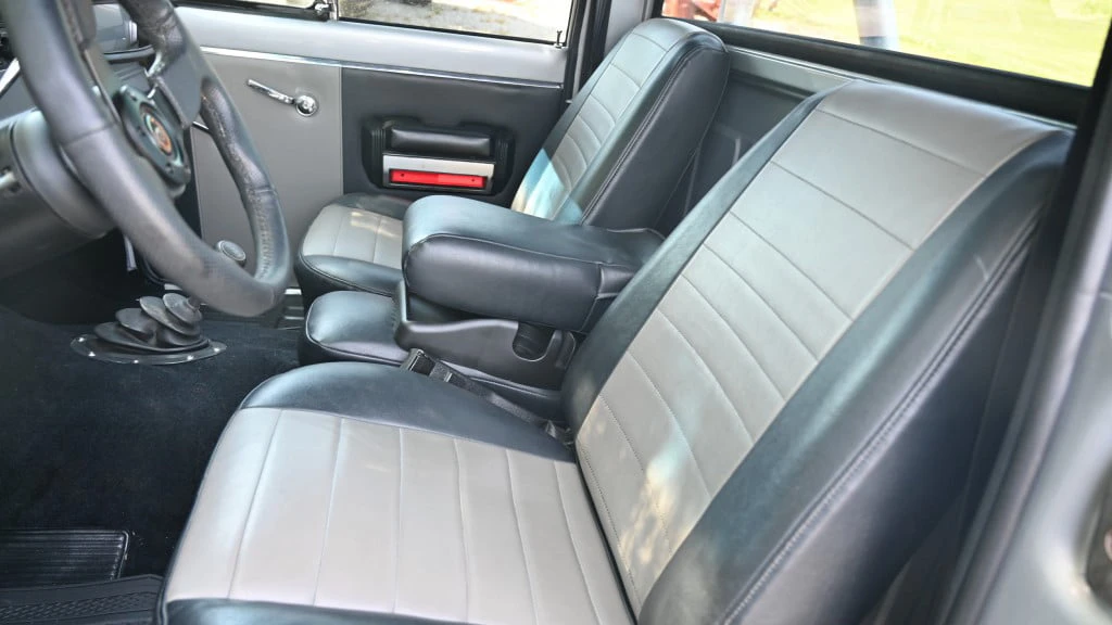 1983 Jeep SJ Gladiator - Image 6 of 30