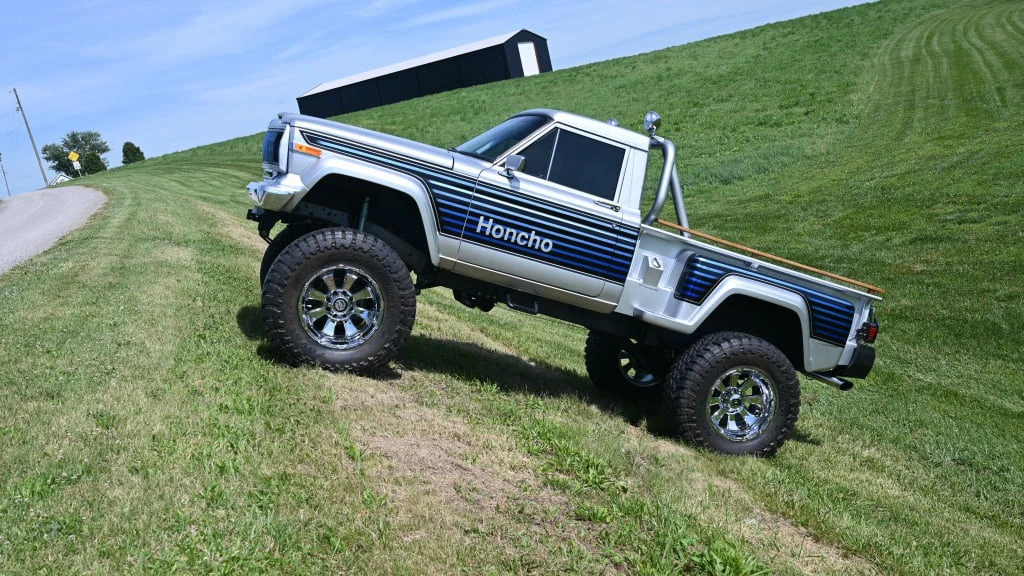 1983 Jeep SJ Gladiator - Image 17 of 30