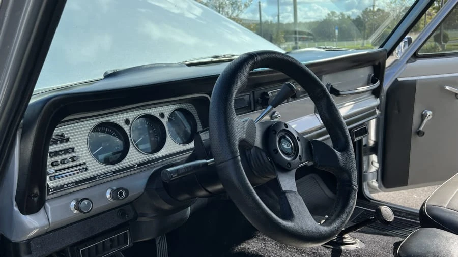 1983 Jeep SJ Gladiator - Image 4 of 15