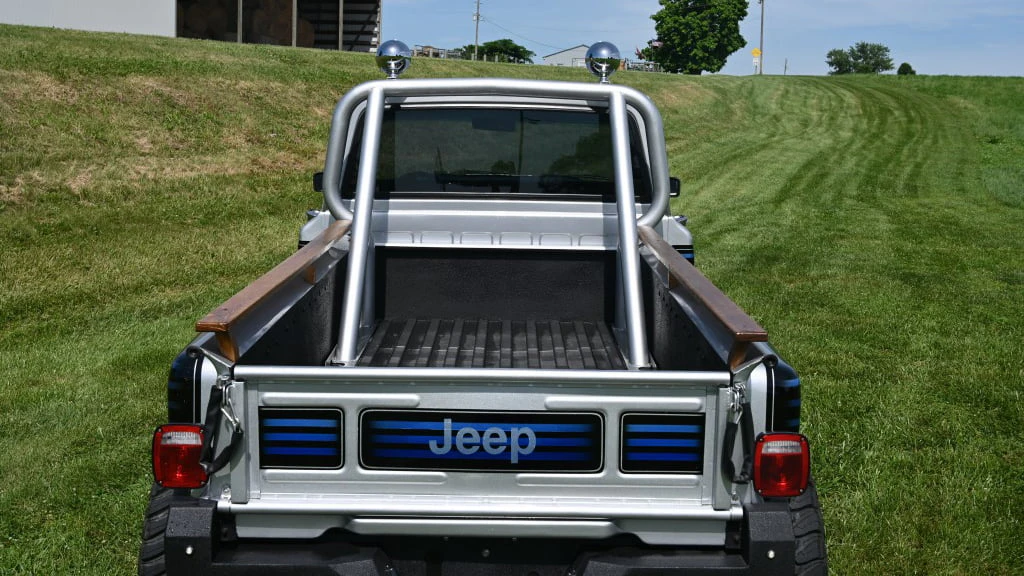 1983 Jeep SJ Gladiator - Image 19 of 30