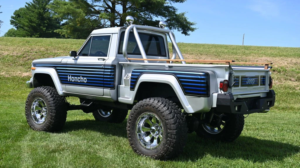 1983 Jeep SJ Gladiator - Image 20 of 30
