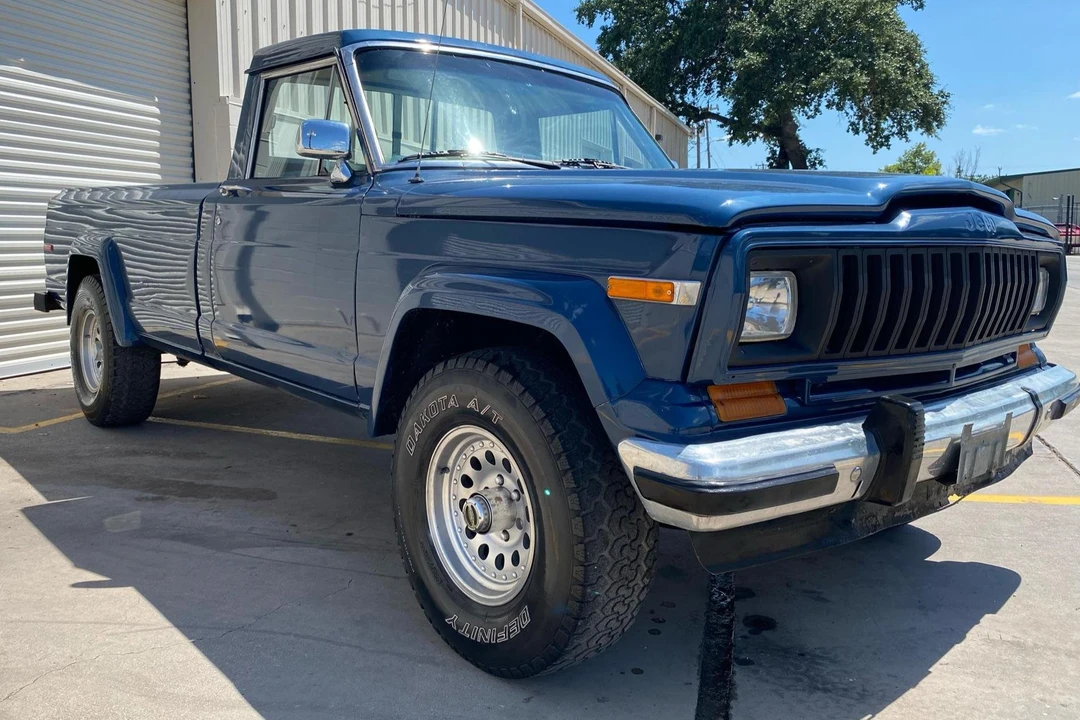 1983 Jeep SJ Gladiator - Image 3 of 8