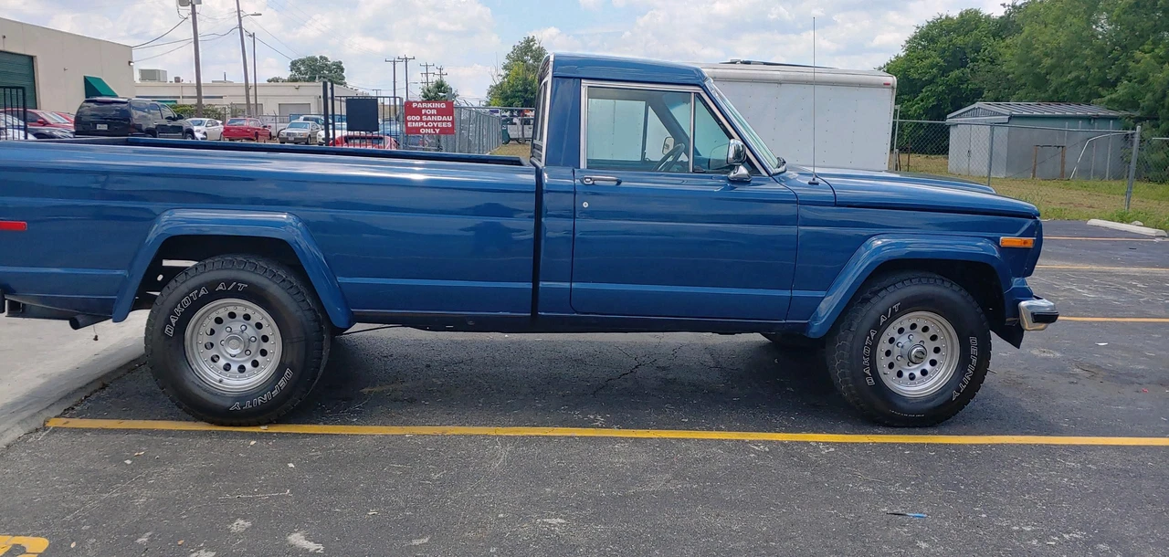 1983 Jeep SJ Gladiator - Image 8 of 8