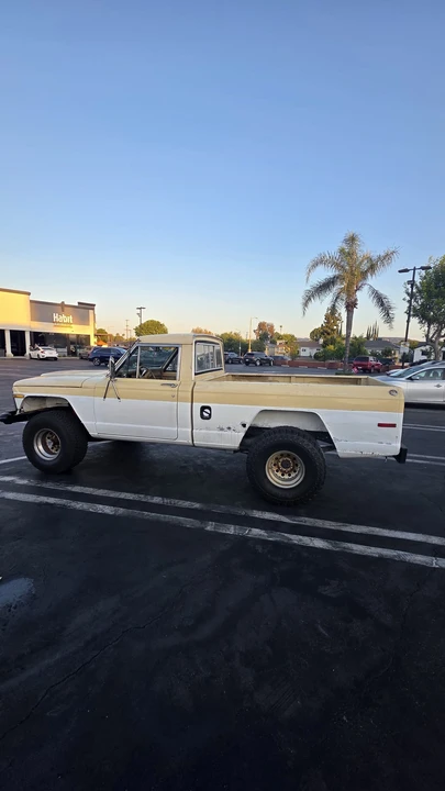 1983 Jeep SJ Gladiator - Image 7 of 31