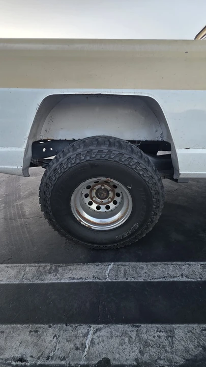 1983 Jeep SJ Gladiator - Image 23 of 31