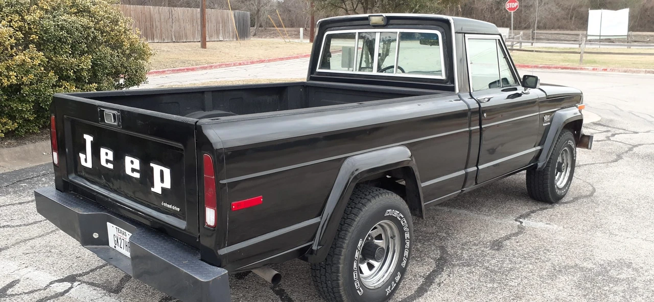 1983 Jeep SJ Gladiator - Image 11 of 31