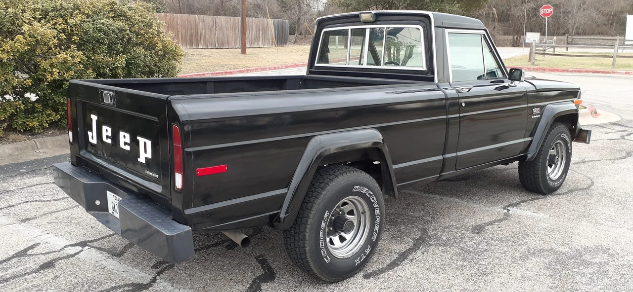 1983 Jeep SJ Gladiator - Image 10 of 31