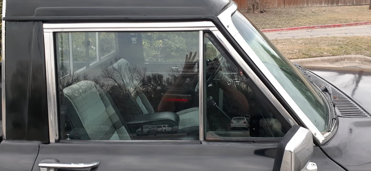 1983 Jeep SJ Gladiator - Image 30 of 31