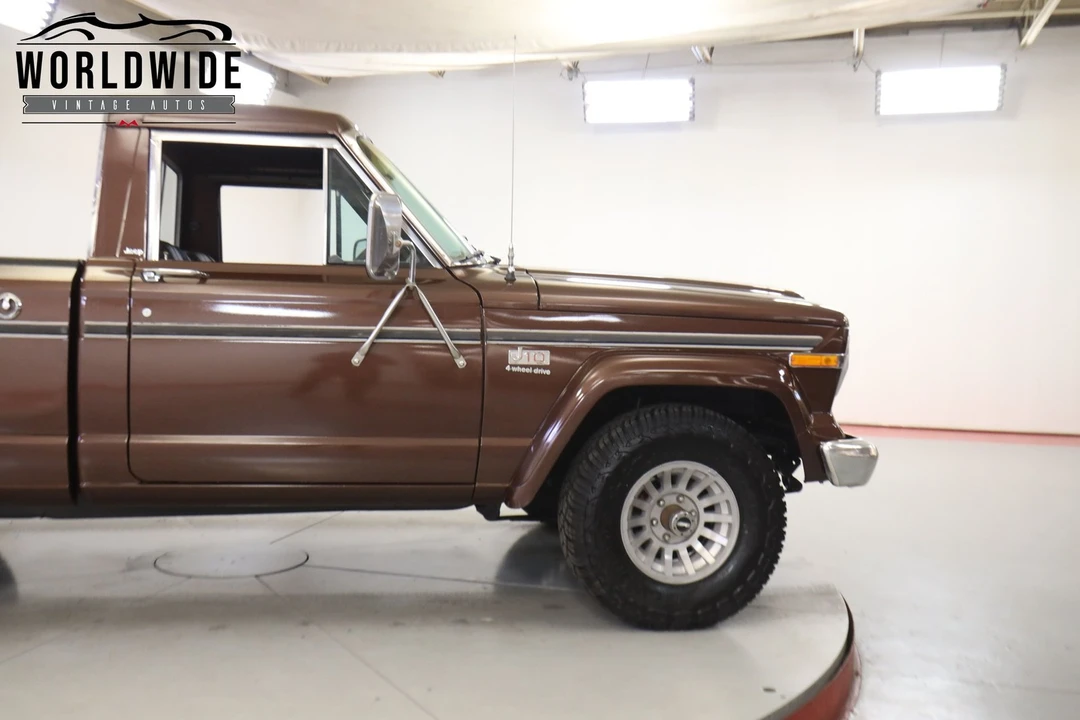 1983 Jeep SJ Gladiator - Image 8 of 12