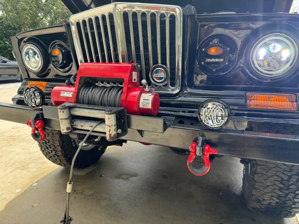 1983 Jeep SJ Gladiator - Image 2 of 20