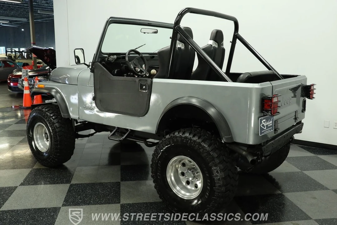 1983 Jeep - Image 6 of 12