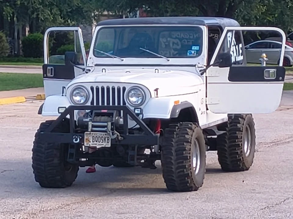 1983 Jeep CJ7 - Image 2 of 10