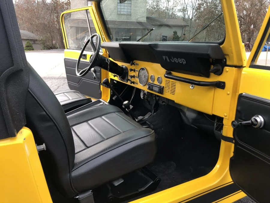 1983 Jeep CJ8 Scrambler - Image 4 of 9