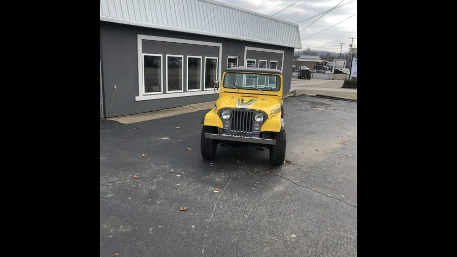 1983 Jeep CJ8 Scrambler - Image 9 of 9