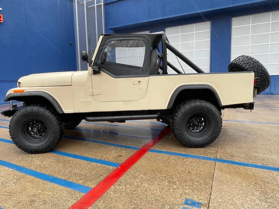 1983 Jeep CJ8 Scrambler - Image 2 of 8