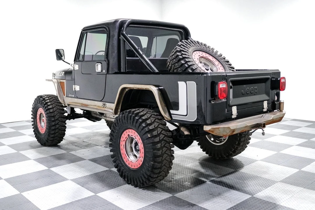 1983 Jeep CJ8 Scrambler - Image 5 of 27