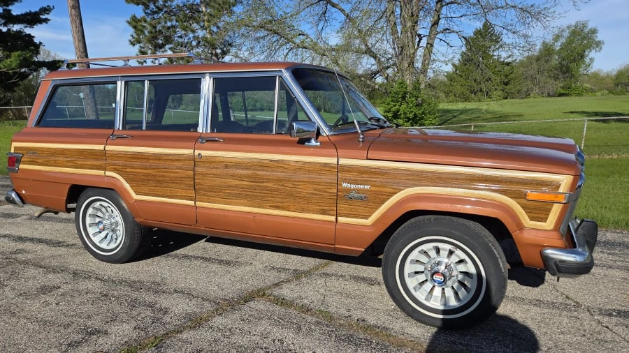 1983 Jeep Wagoneer - Image 6 of 11
